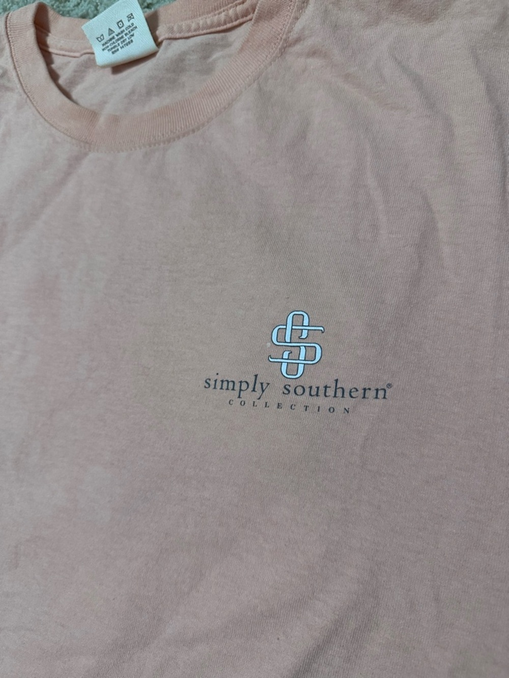 Simply Southern Stay Pawsitive Graphic Tee - Picture 4 of 4